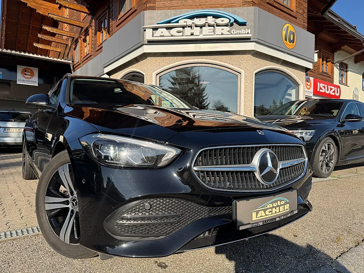 Mercedes-Benz C-Class 2023 photo 3