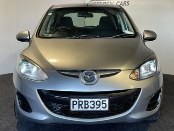 Mazda Demio 2011 photo 3