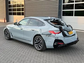 BMW I4 2023 photo 3
