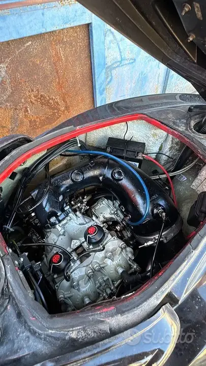 Abarth 124 Spider 2000 photo 4