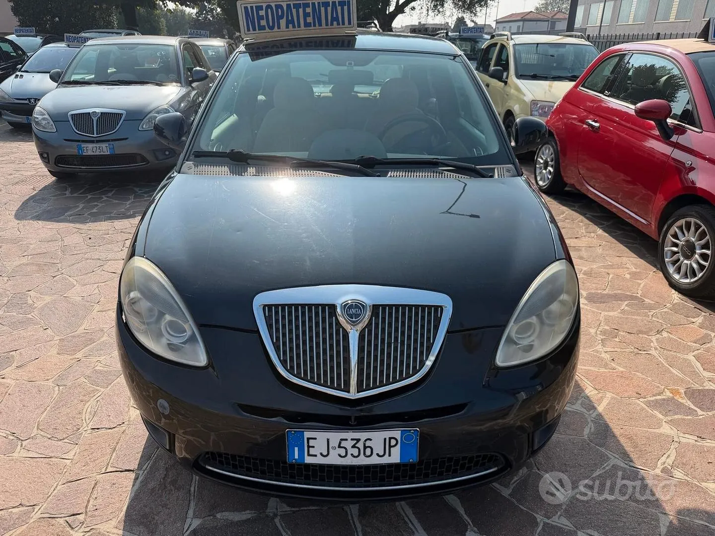 Lancia Ypsilon 2011 photo 2