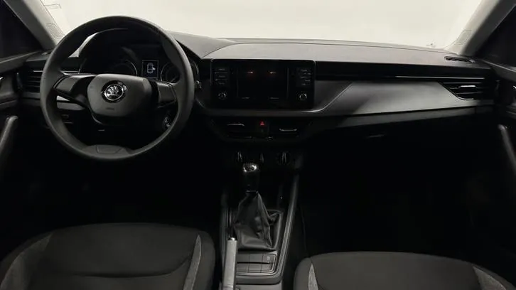Skoda Scala 2021 photo 3