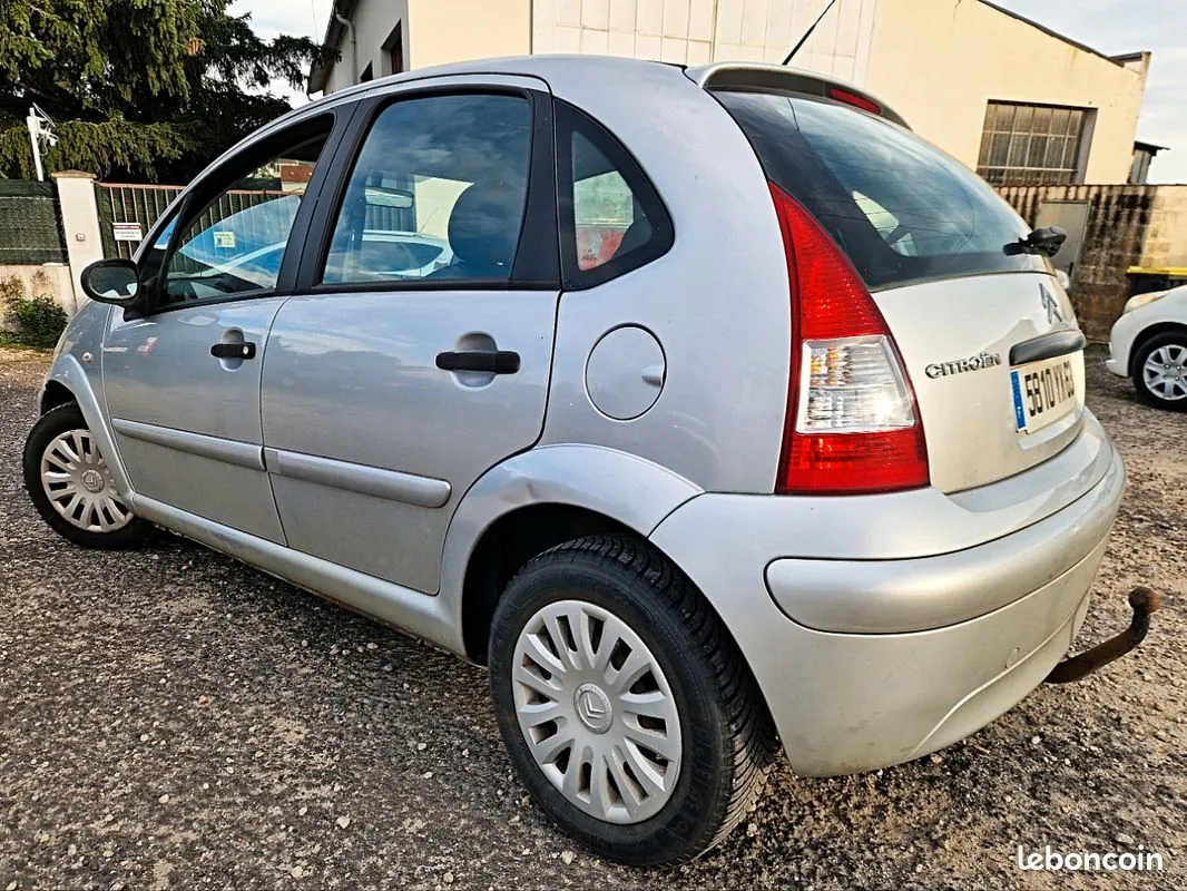 Citroen C3 2009 photo 3