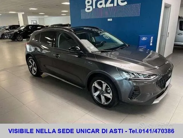 Ford Focus 2023 photo 3