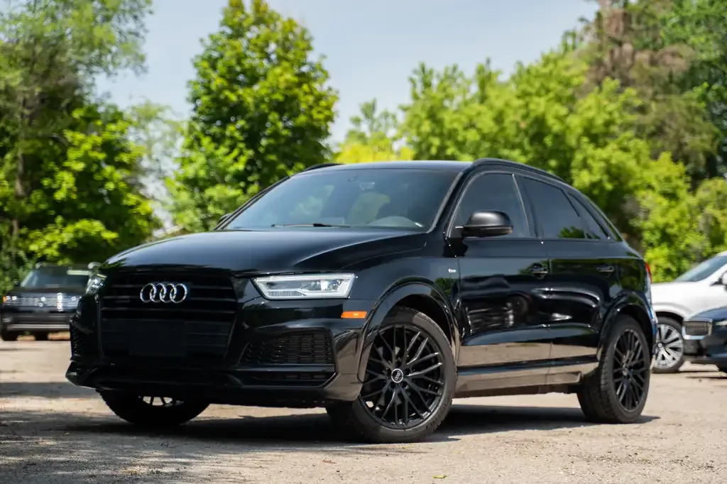 Audi Q3 2018 photo 2