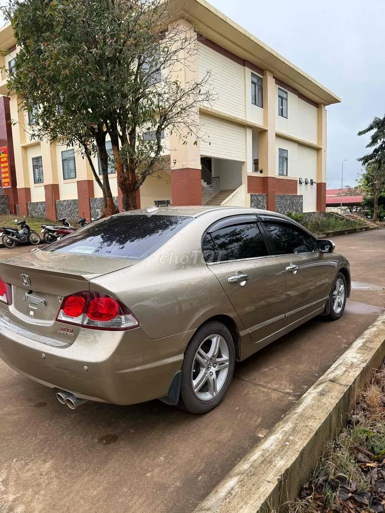 Honda Civic 2010 photo 4