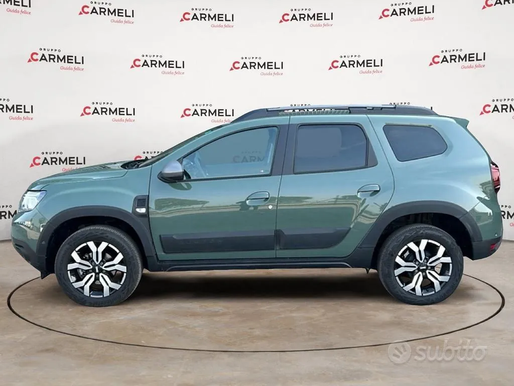 Dacia Duster 2023 photo 2