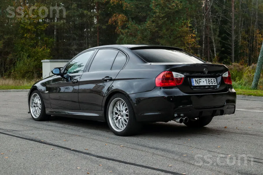 BMW 325I 2006 photo 2