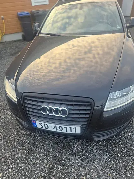 Audi A6 2010 photo 4