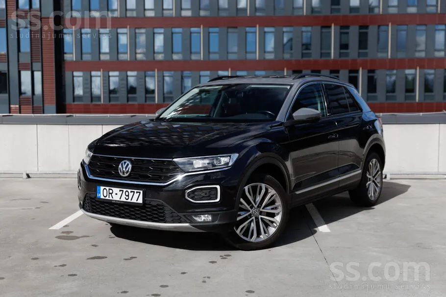 Volkswagen T-Roc 2019 photo 2