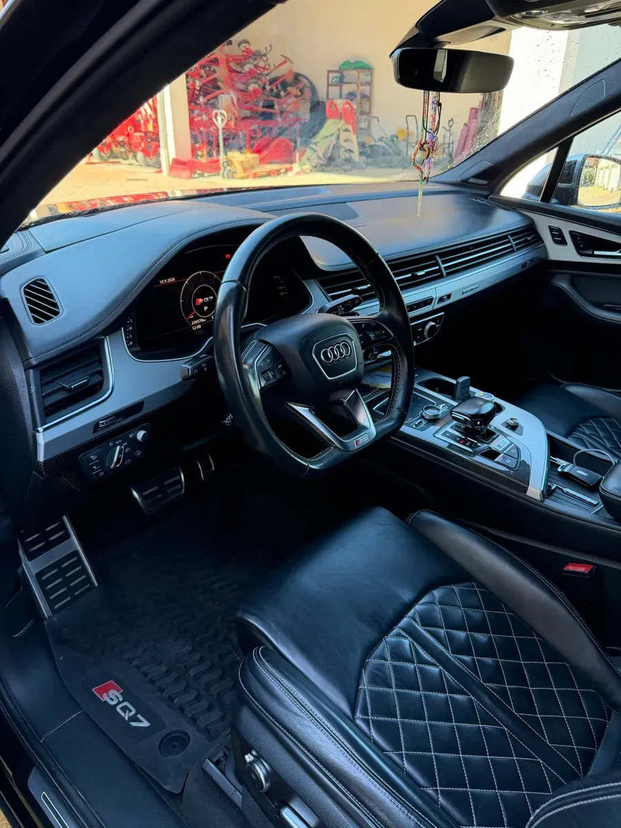 Audi Q7 2018 photo 3