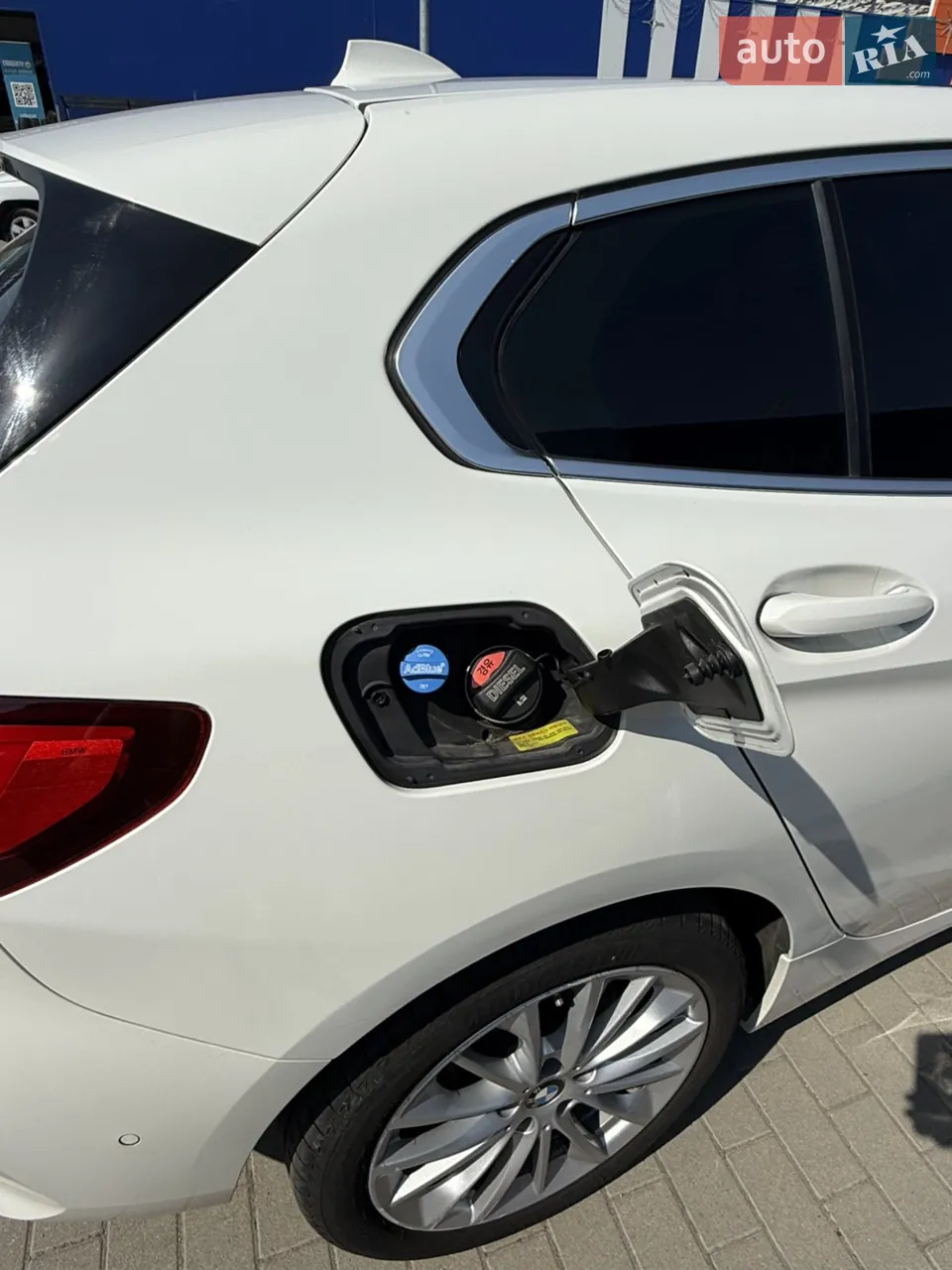 BMW 1 Series 2020 photo 3