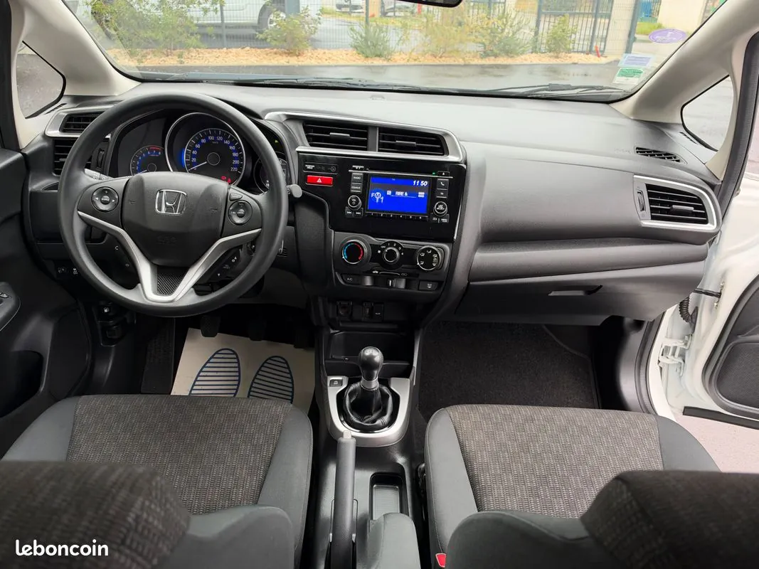 Honda Jazz 2017 photo 4