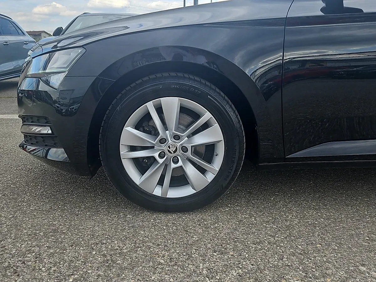 Skoda Superb 2024 photo 3