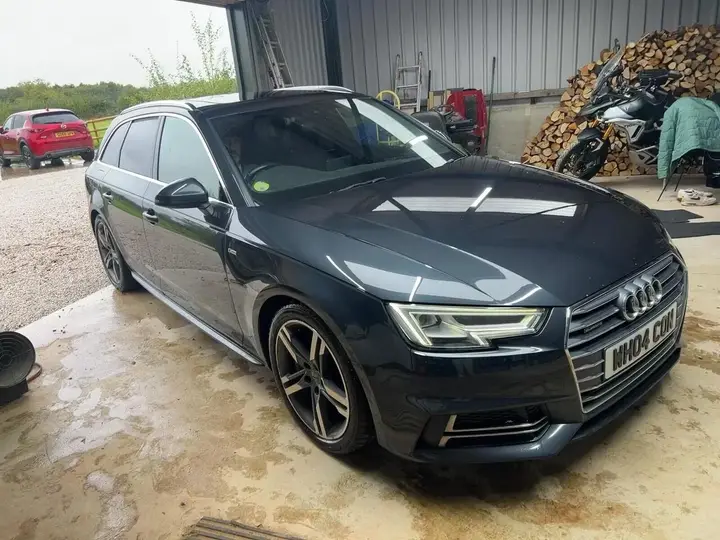 Audi A4 Avant