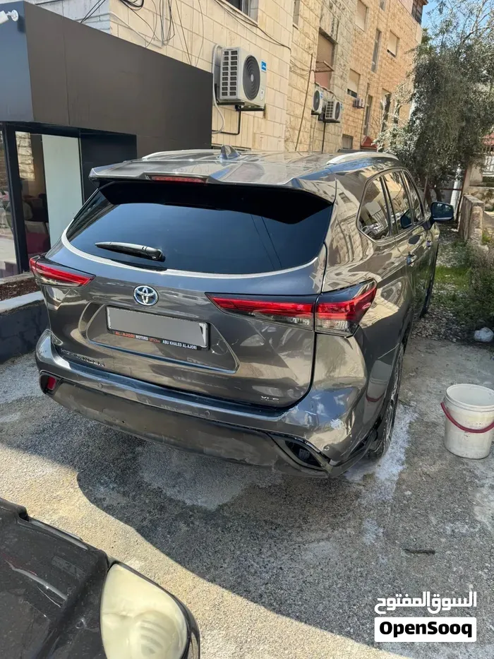 Toyota Highlander 2022 photo 3