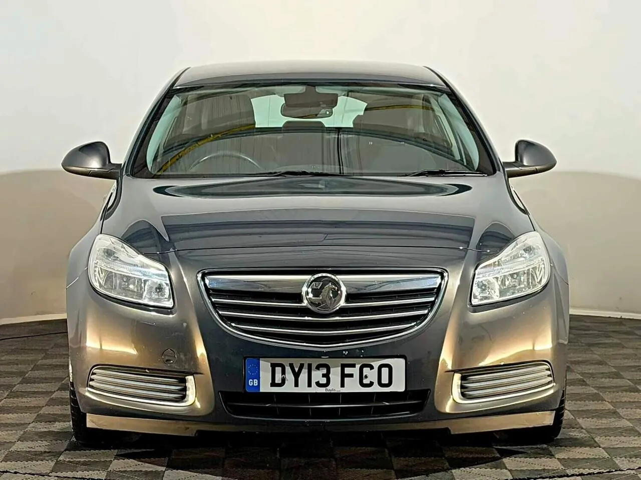 Vauxhall Insignia 2013 photo 3