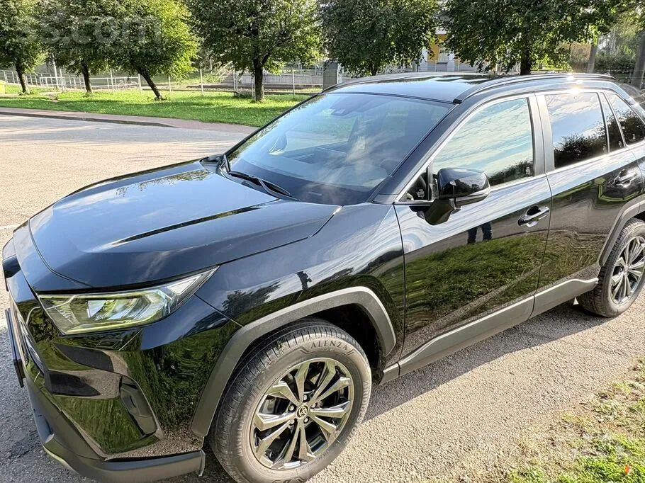 Toyota Rav4 2025 photo 2