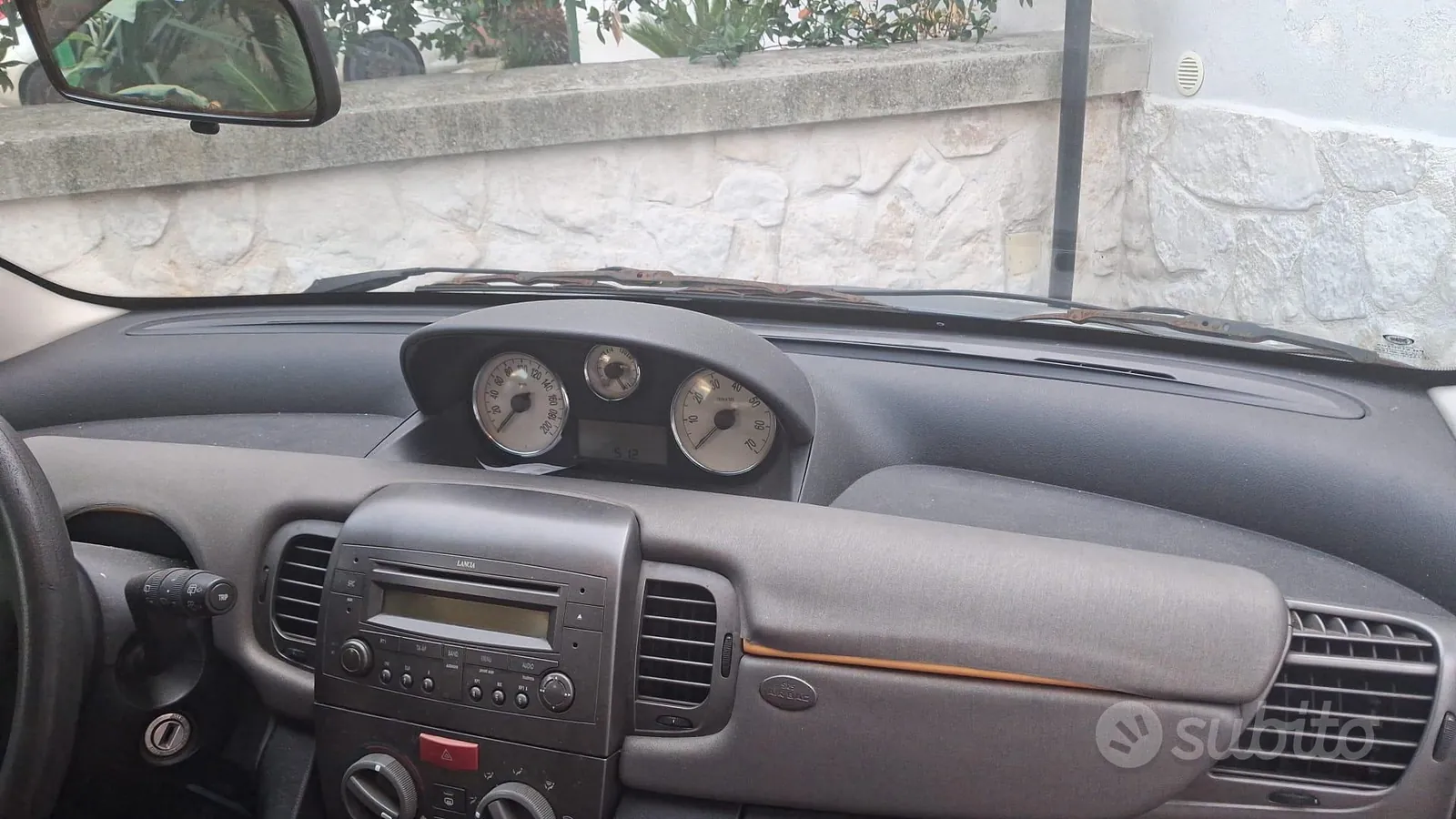 Lancia Ypsilon 2005 photo 3