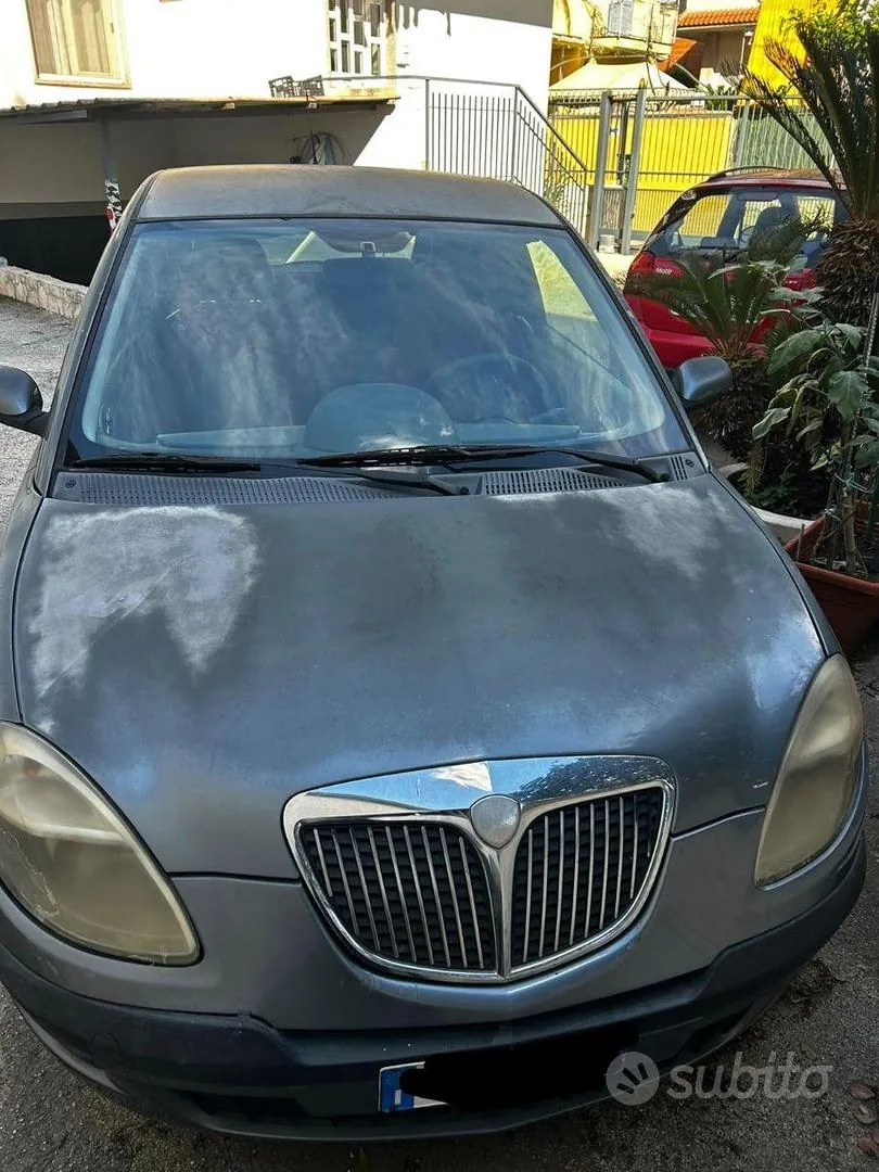 Lancia Ypsilon 2005 photo 2