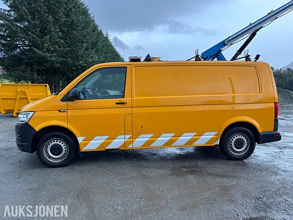 Volkswagen Transporter 2019 photo 2