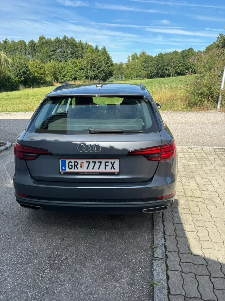 Audi A4 2019 photo 3
