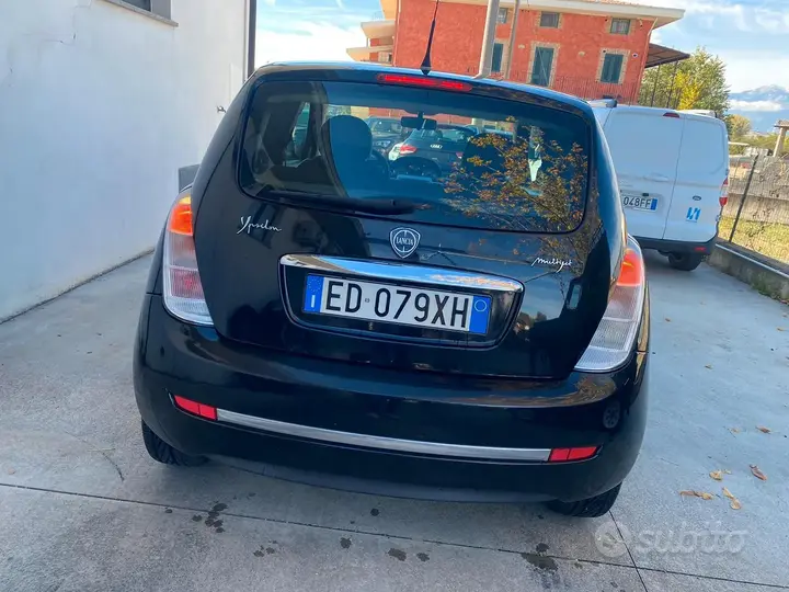 Lancia Ypsilon 2011 photo 5