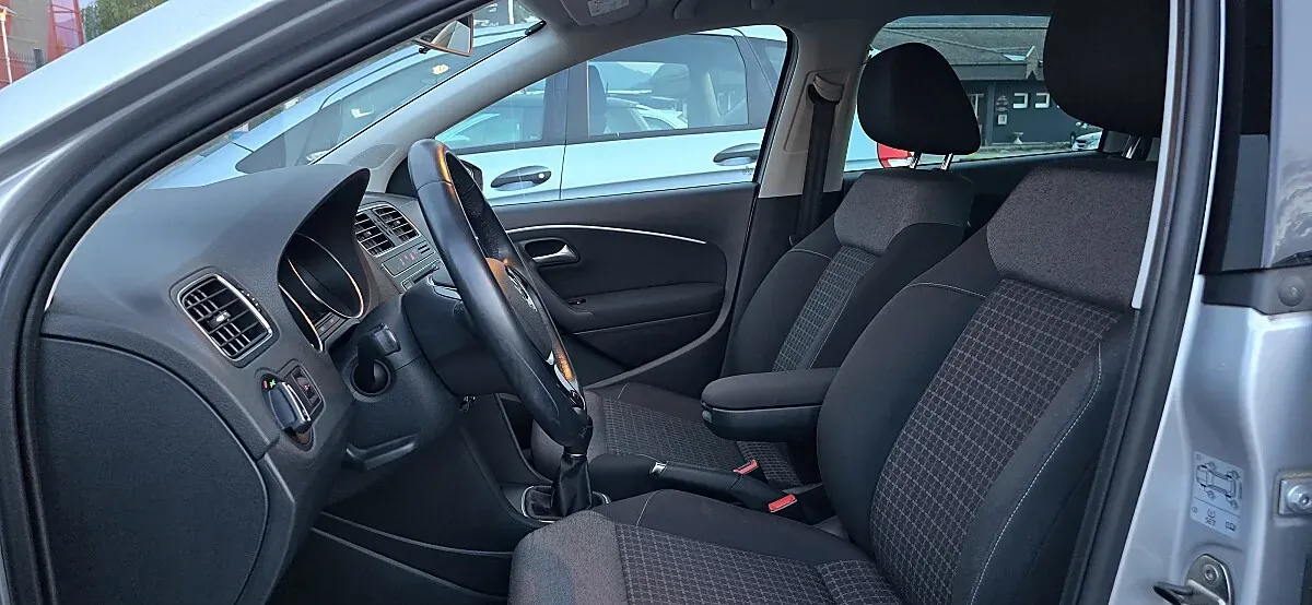 Volkswagen Polo 2016 photo 3