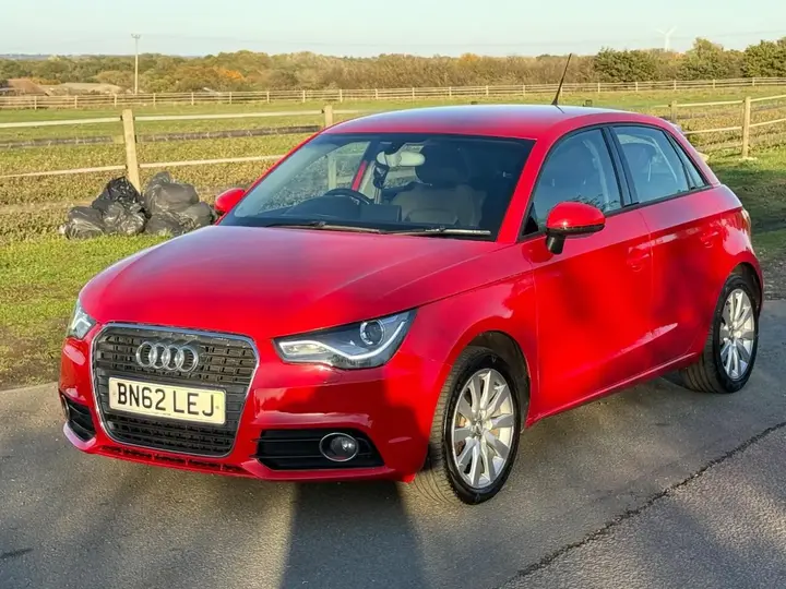 Audi A1 2012 photo 3