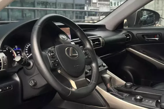 Lexus Is350 2015 photo 4