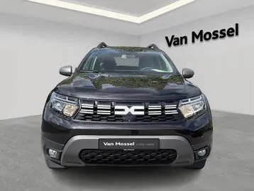 Dacia Duster 2023 photo 2