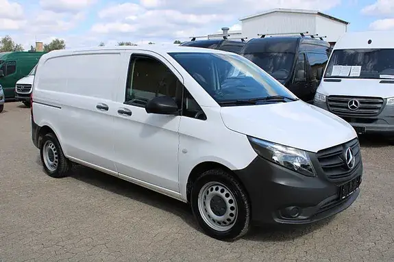Mercedes-Benz Vito 114 2023 photo 2
