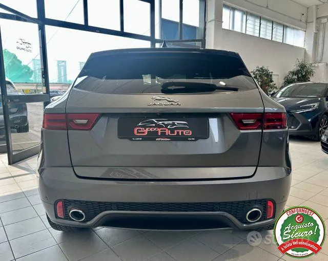Jaguar E-Pace 2019 photo 5