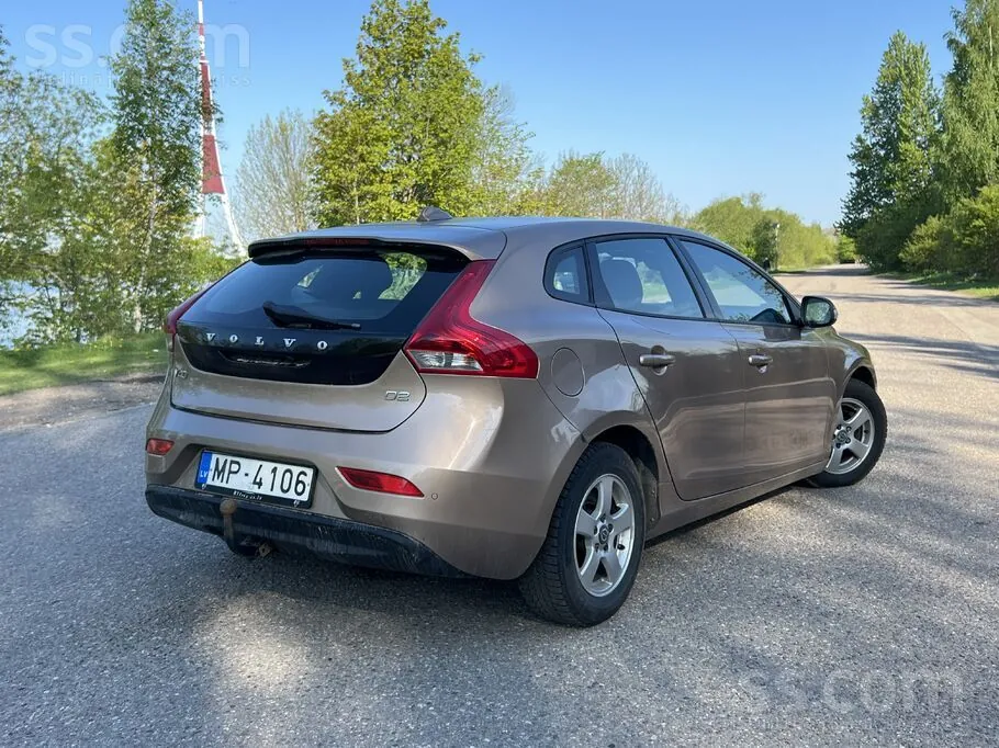 Volvo V40 2013 photo 4