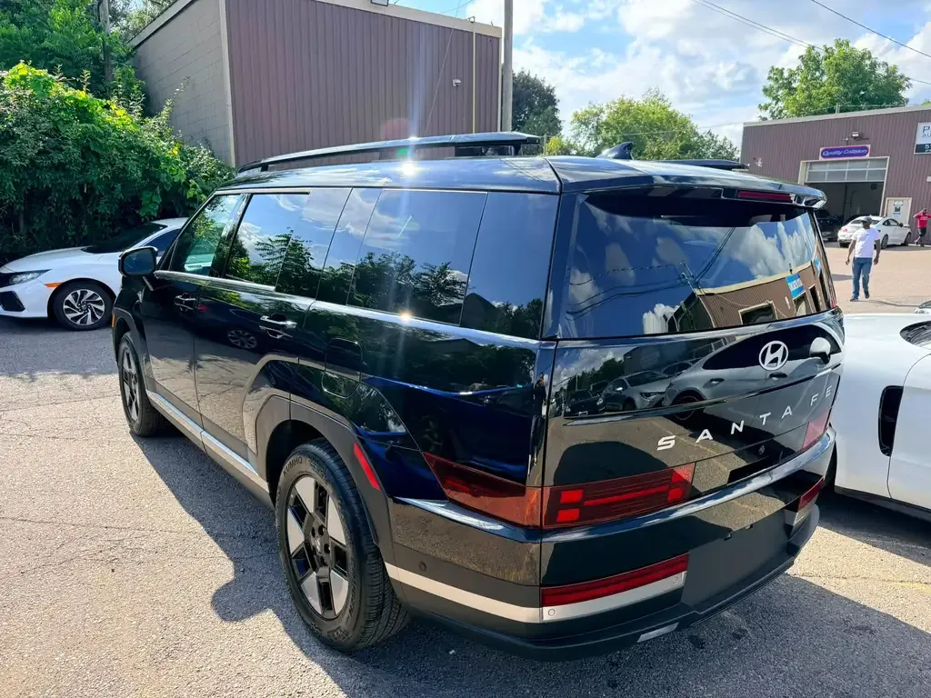 Hyundai Santa Fe 2025 photo 4