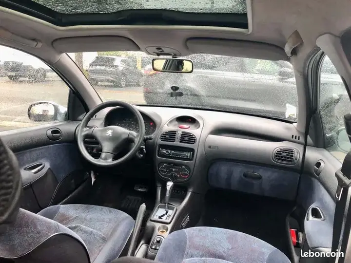 Peugeot 206 2000 photo 3