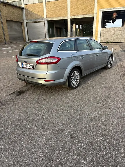 Ford Mondeo 2011 photo 4