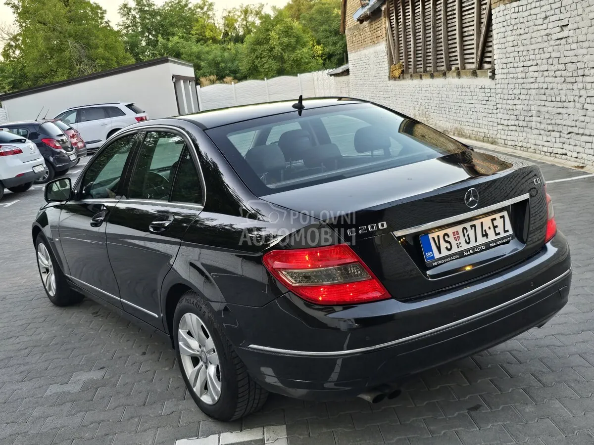 Mercedes-Benz C 200 2008 photo 3