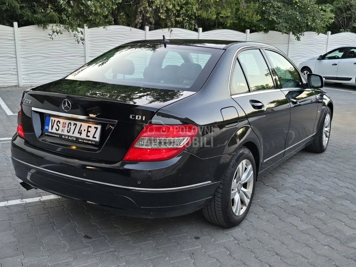 Mercedes-Benz C 200 2008 photo 2