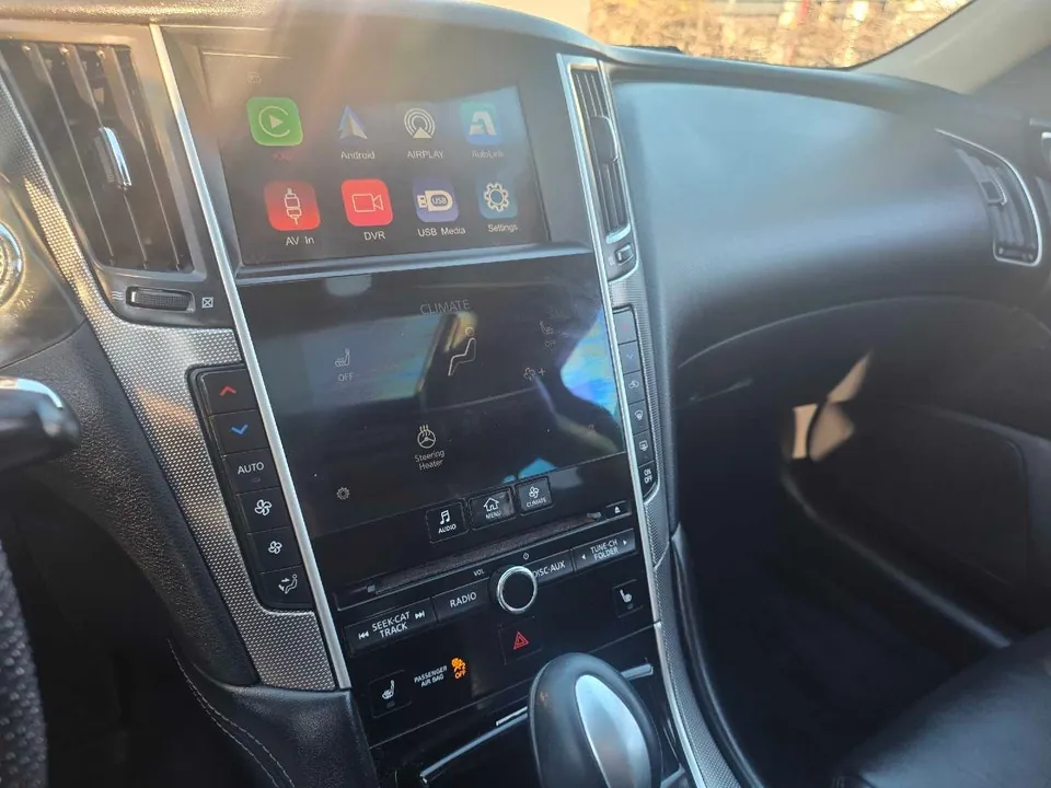 Infiniti Q50 2017 photo 3