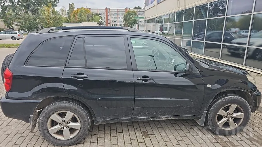 Toyota Rav4 2004 photo 3
