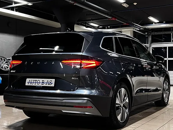 Skoda Enyaq 2022 photo 5