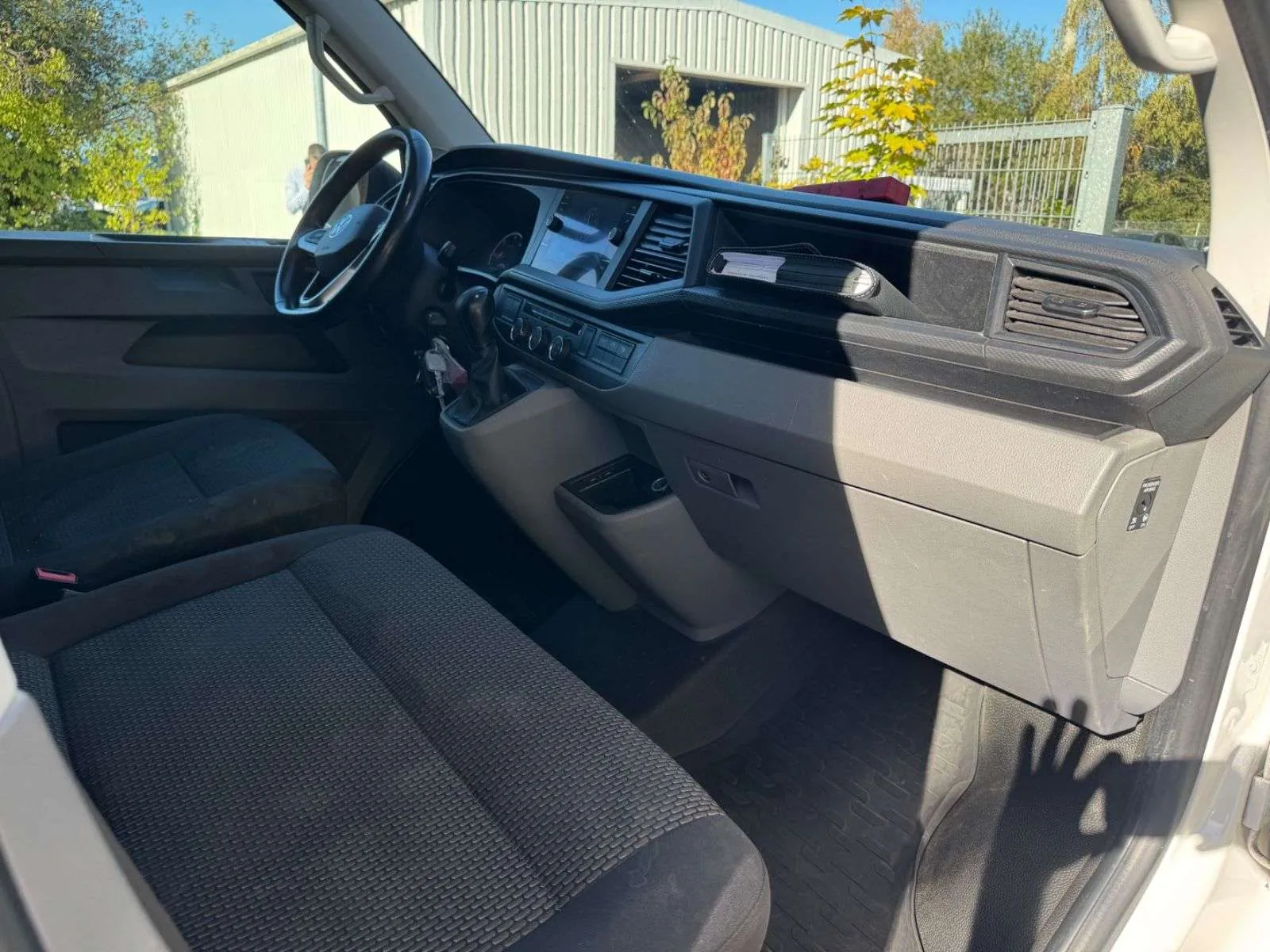 Volkswagen T6 Transporter 2021 photo 4