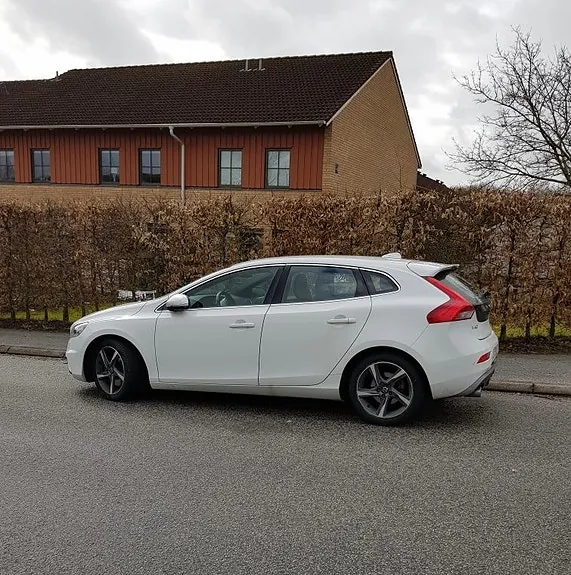 Volvo V40 2013 photo 3