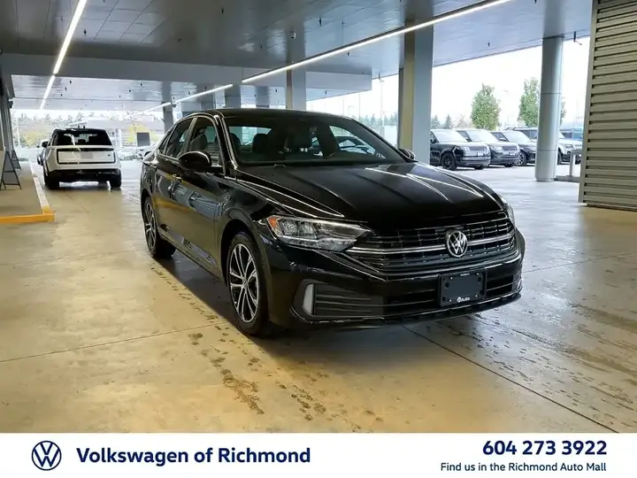 Volkswagen Jetta 2023 photo 4