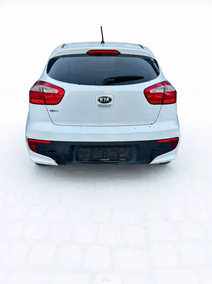 Kia Rio 2016 photo 2