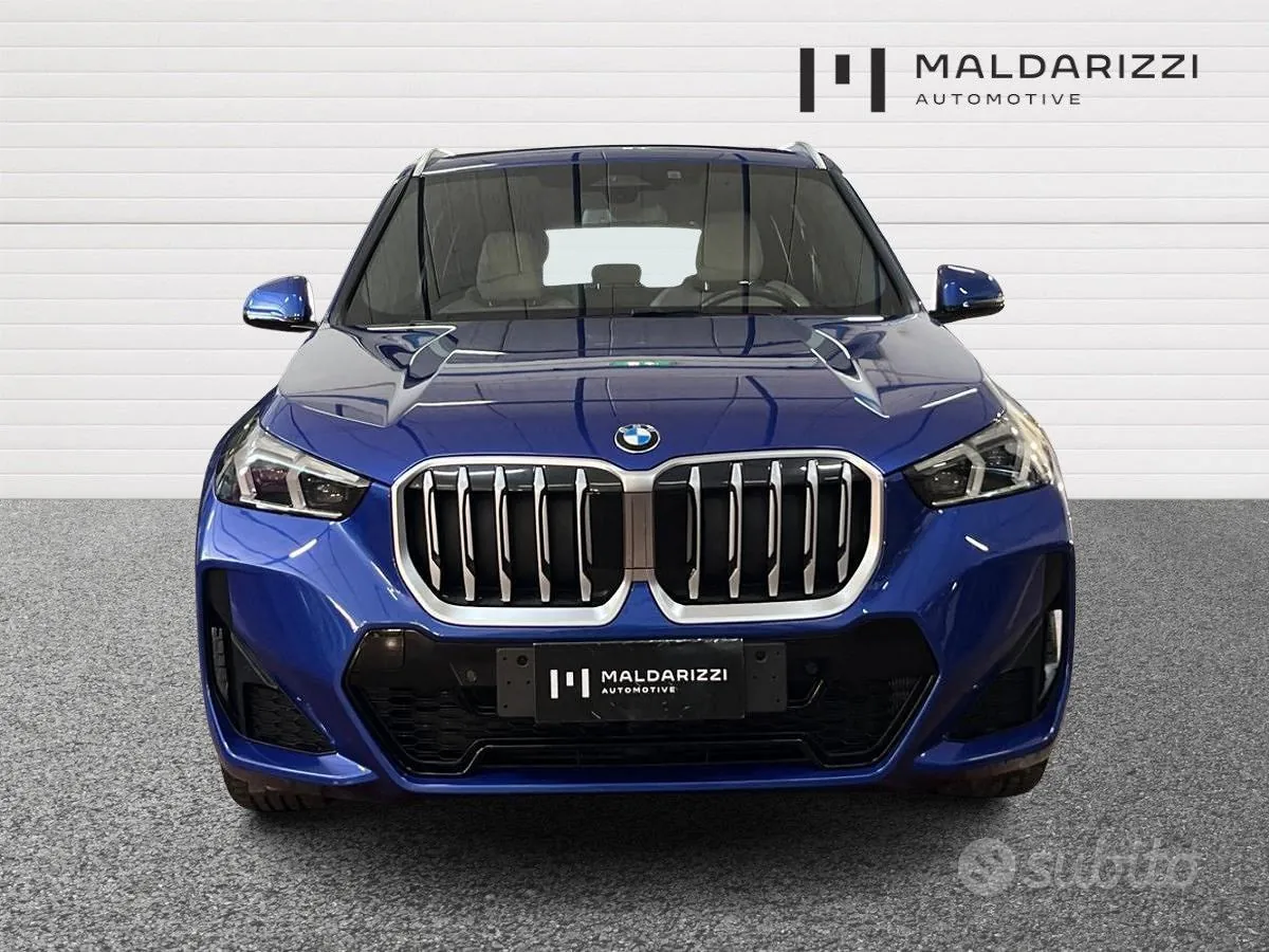 BMW X1 2023 photo 2