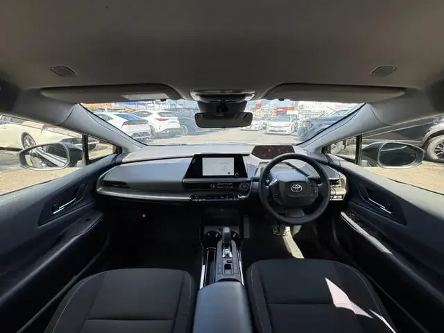 Toyota Prius 2024 photo 5