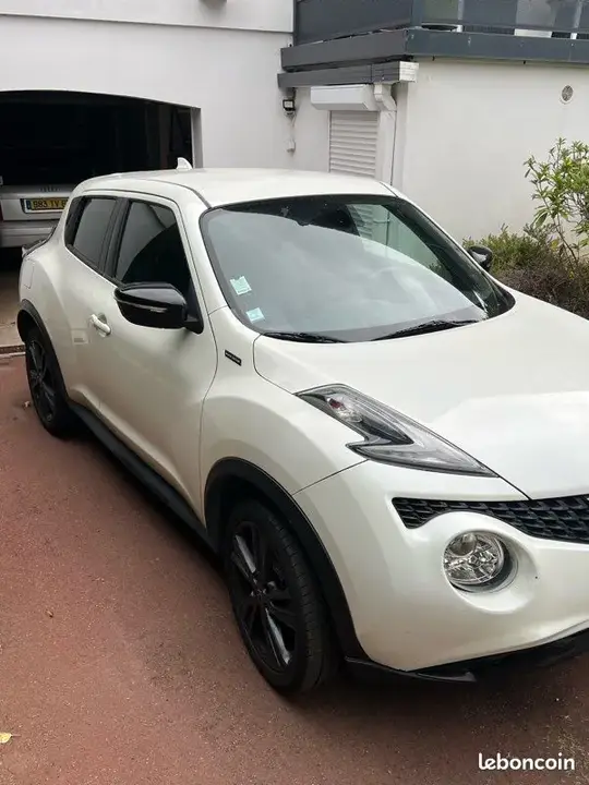 Nissan Juke 2016 photo 2