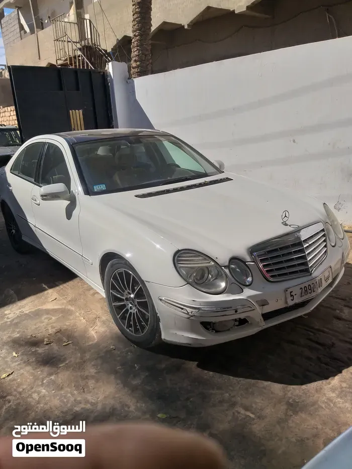 Mercedes-Benz E-Class 2008 photo 5